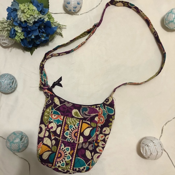 Vera Bradley Handbags - Vera Bradley Crossbody Purse